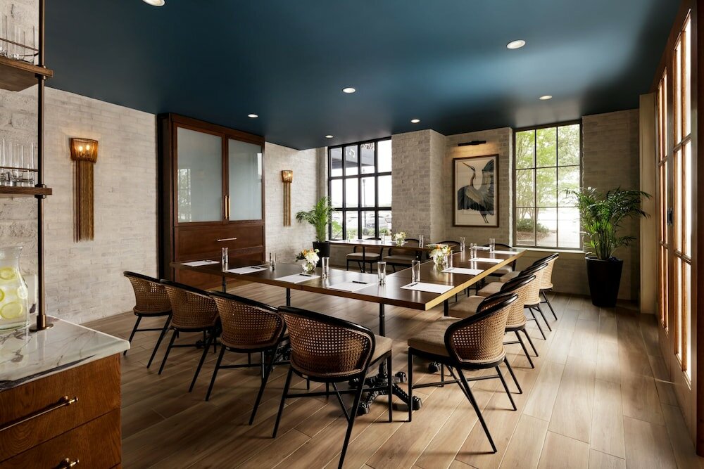 Фото The Bohemian Hotel Savannah Riverfront, Autograph Collection