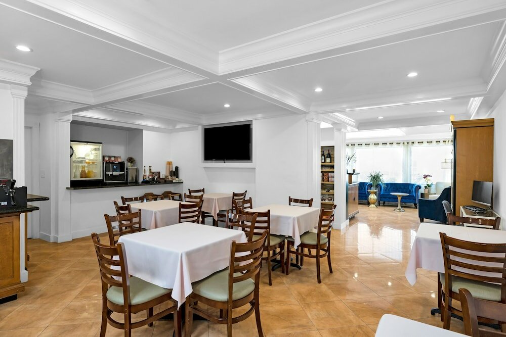 Фото The Millwood - A Boutique Hotel