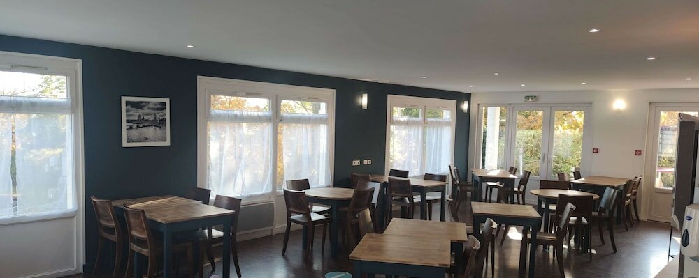 Фото Hotel Kyriad Mulhouse Est - Lutterbach