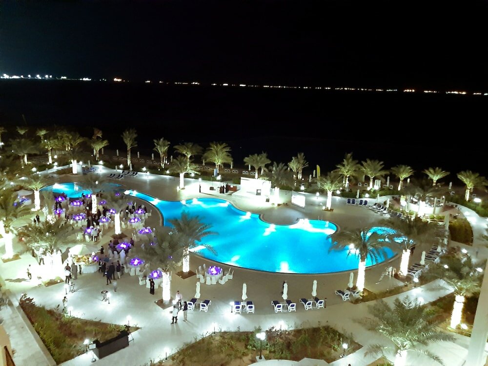 Фото Al Bahar Hotel & Resort