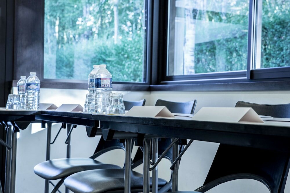 Фото Hôtel Kyriad Rennes Nord