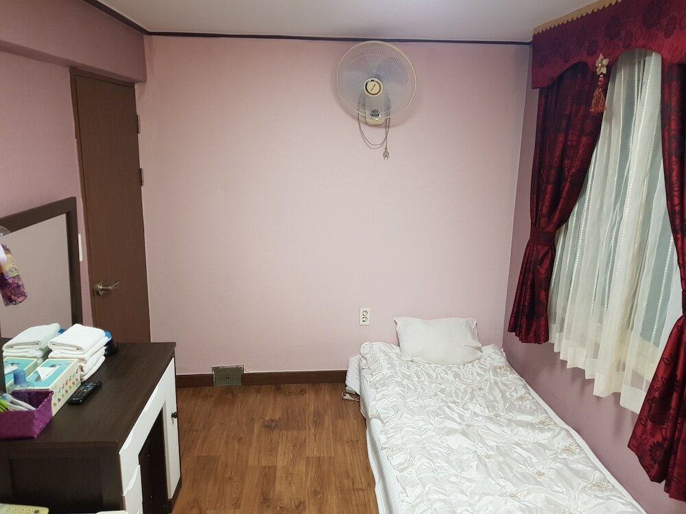 Фото A Ji Hostel