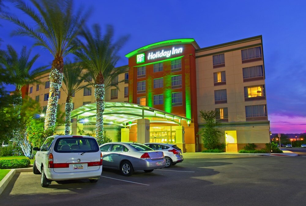 Фото Holiday Inn Hotel & Suites Phoenix Airport, an Ihg Hotel