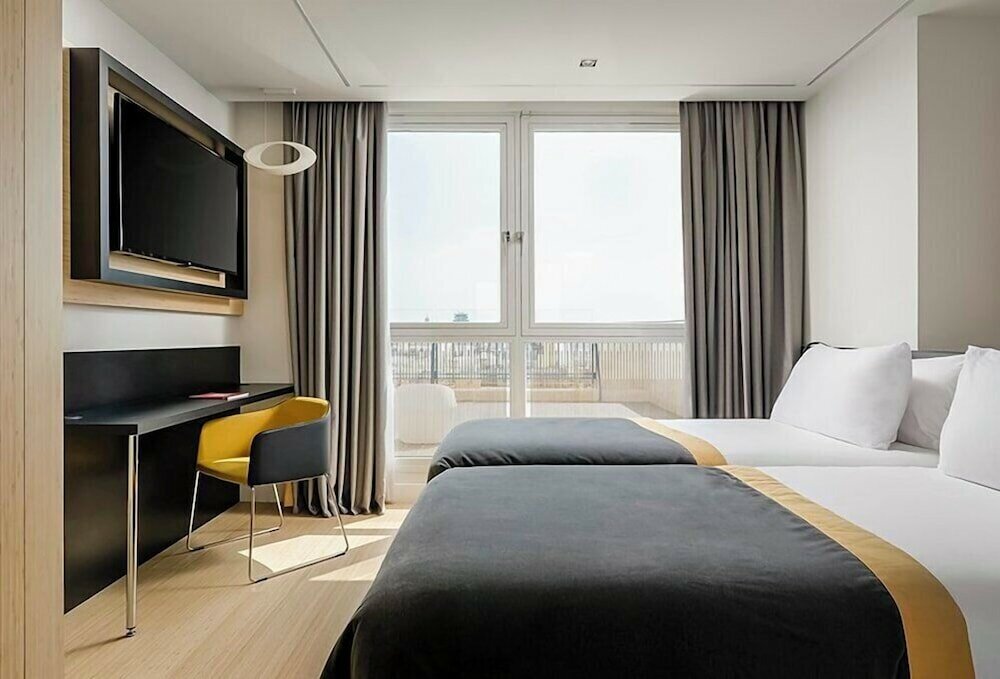 Фото отеля 3