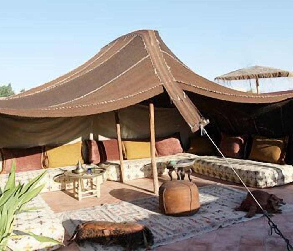 Фото Riad Cannelle