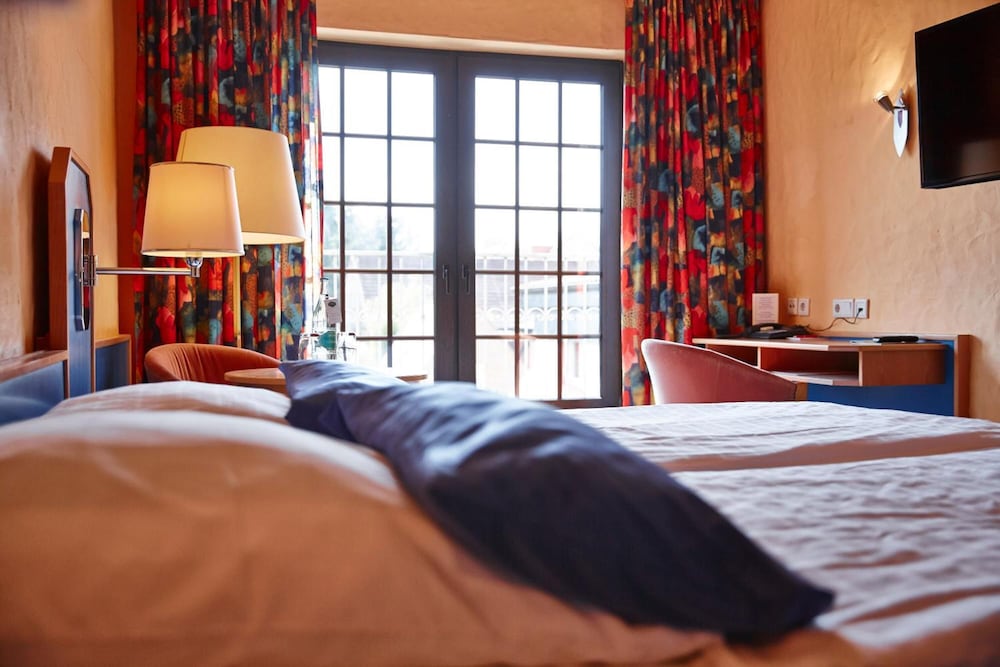 Фото Hotel Bommersheim