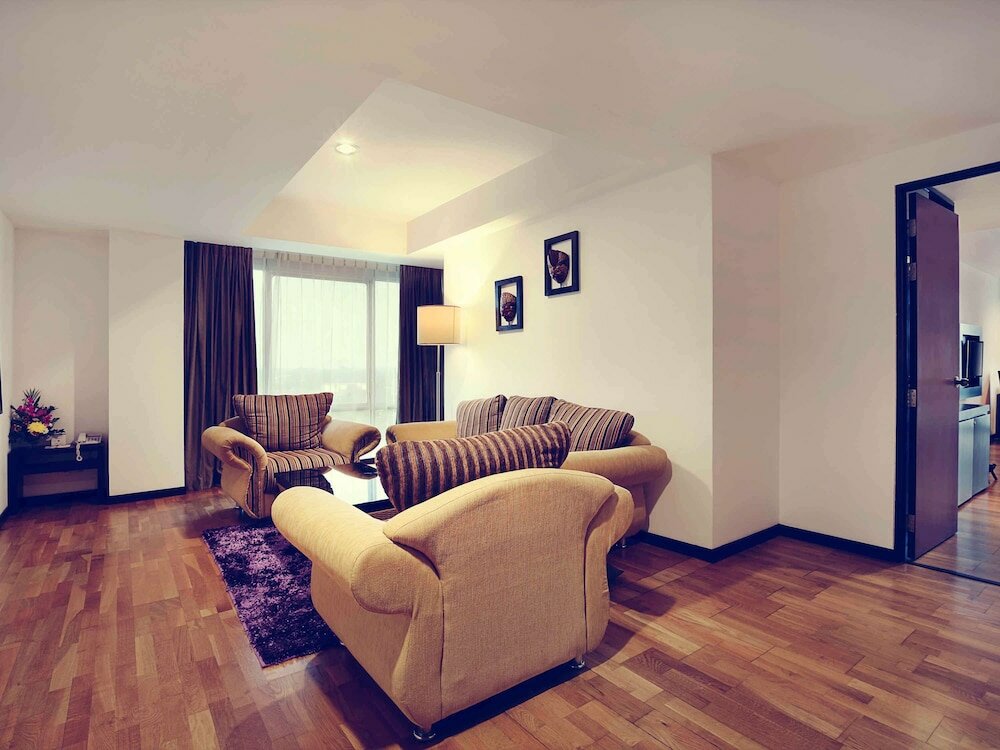 Фото Mercure Pontianak City Center