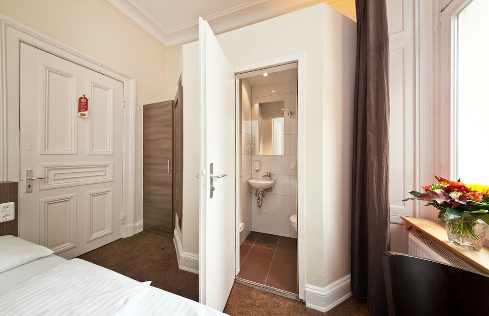 Фото Hotel Königshof Hamburg