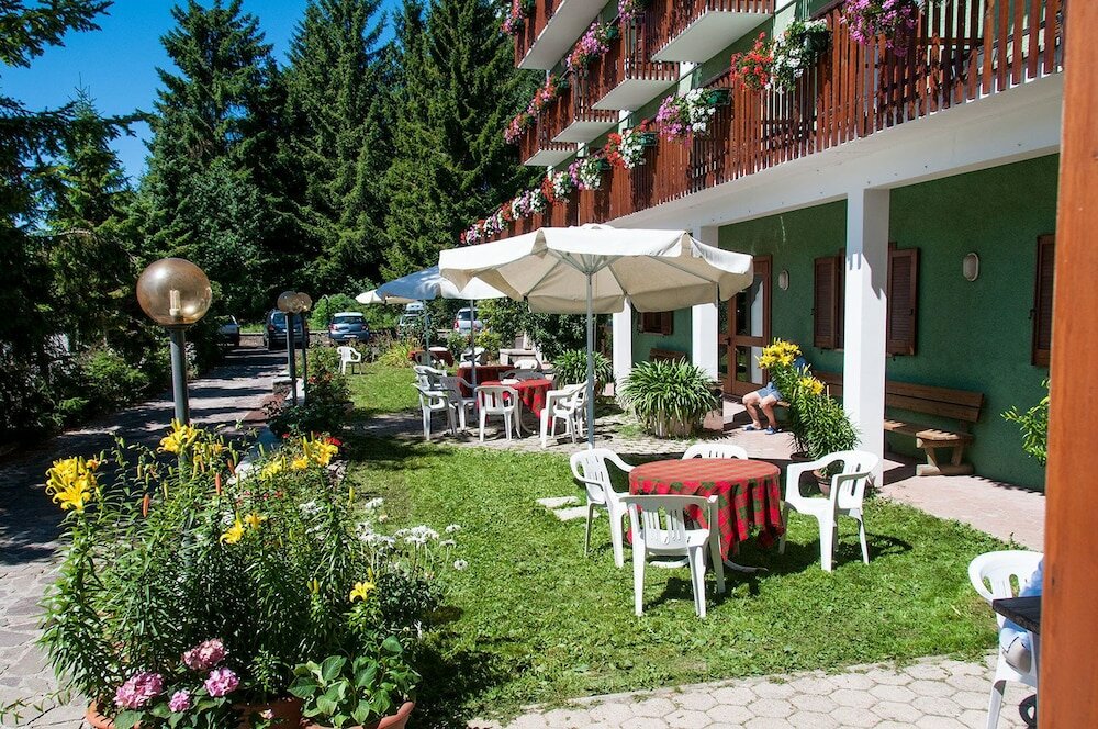 Фото Albergo Monteverde