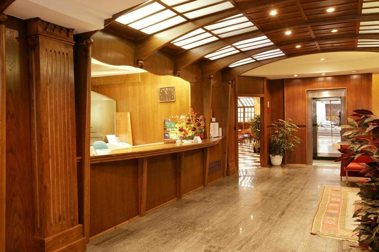 Фото отеля 1