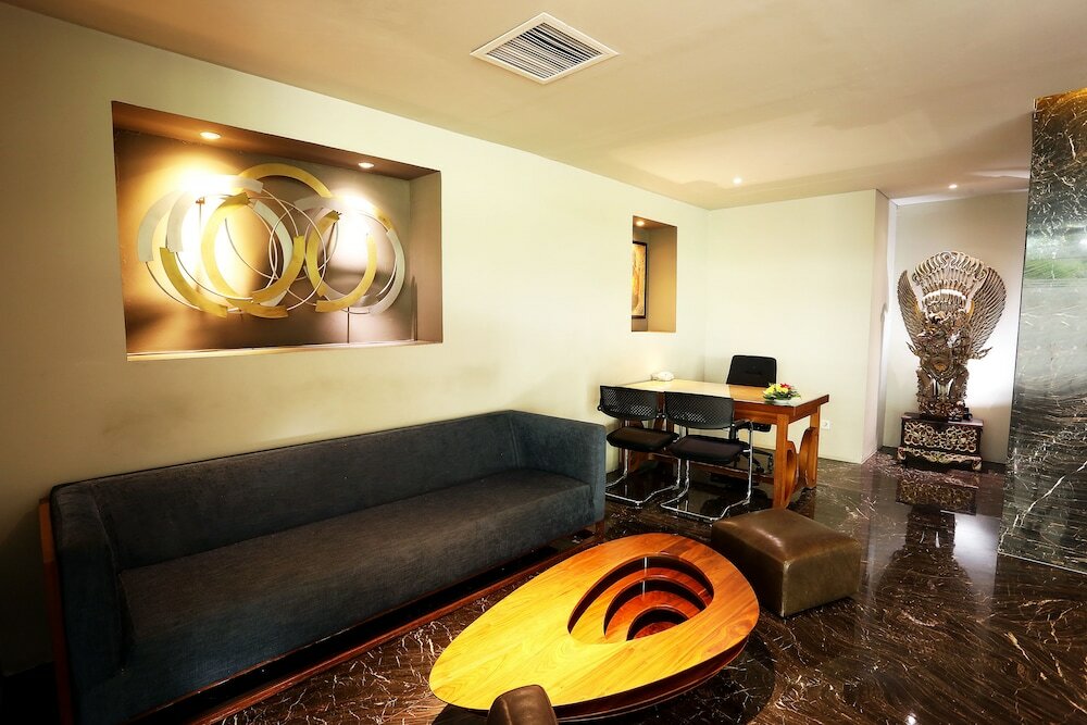 Фото A One Hotel Jakarta