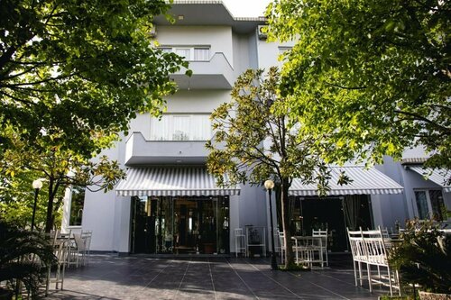 Гостиница Blini Guest House в Шкодере