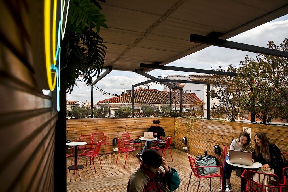 Фото Bastardo Hostel