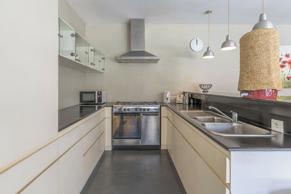 Фото Anyar Estate