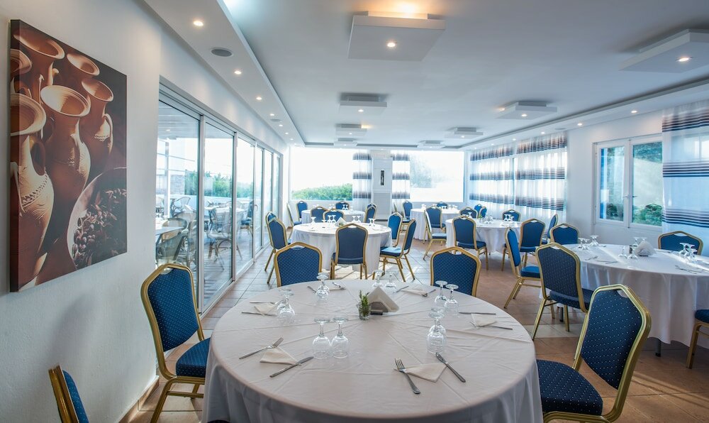 Фото Naxos Palace Hotel