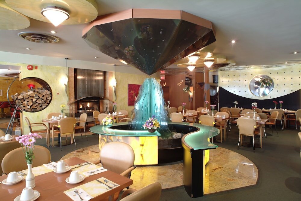 Фото Holiday Inn Niagara Falls - by The Falls