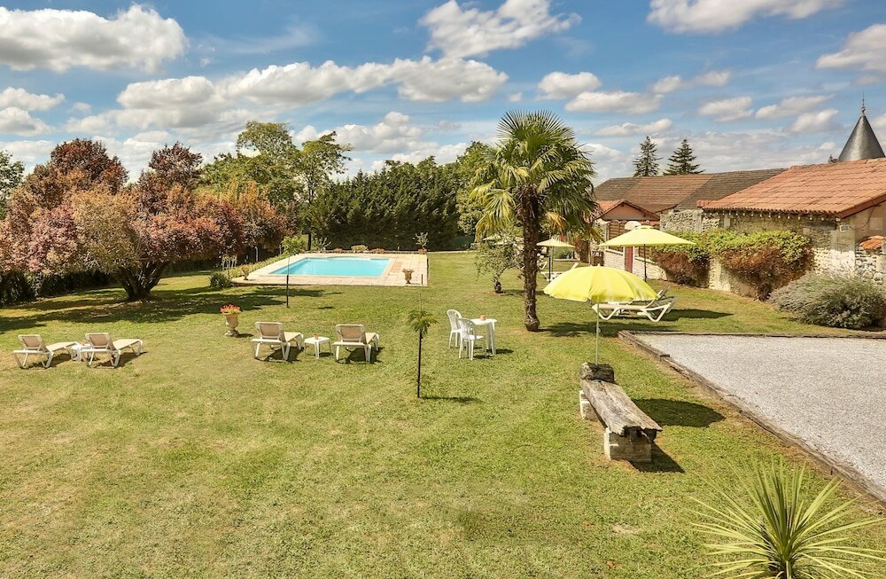 Фото Hôtel & SPA Château de La Côte - Brantôme