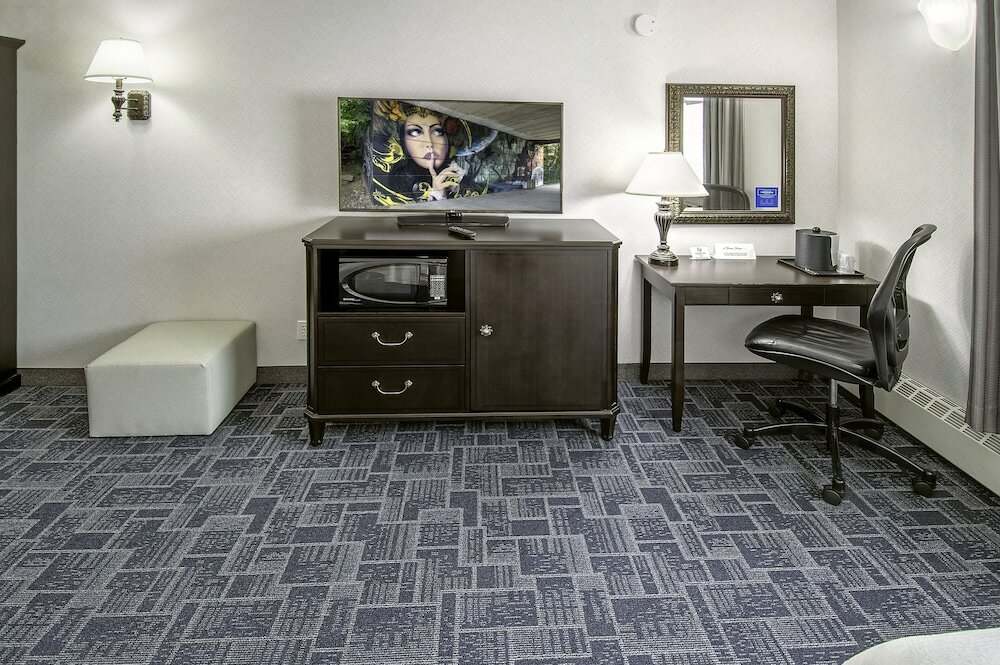 Фото The Holland Hotel