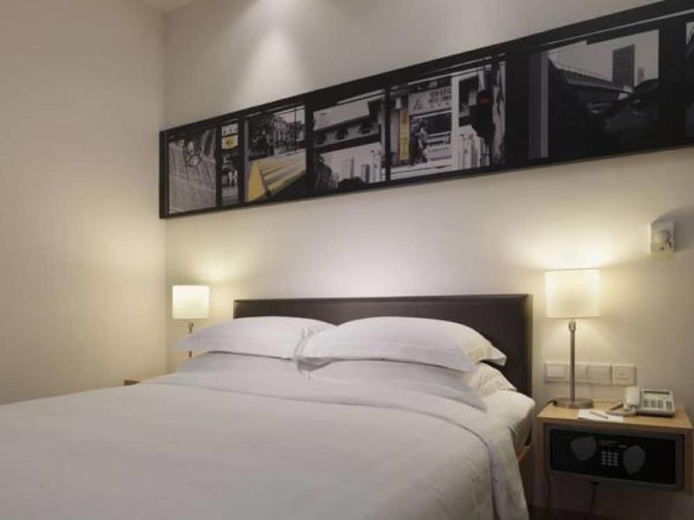 Фото Hotel Capitol Kuala Lumpur