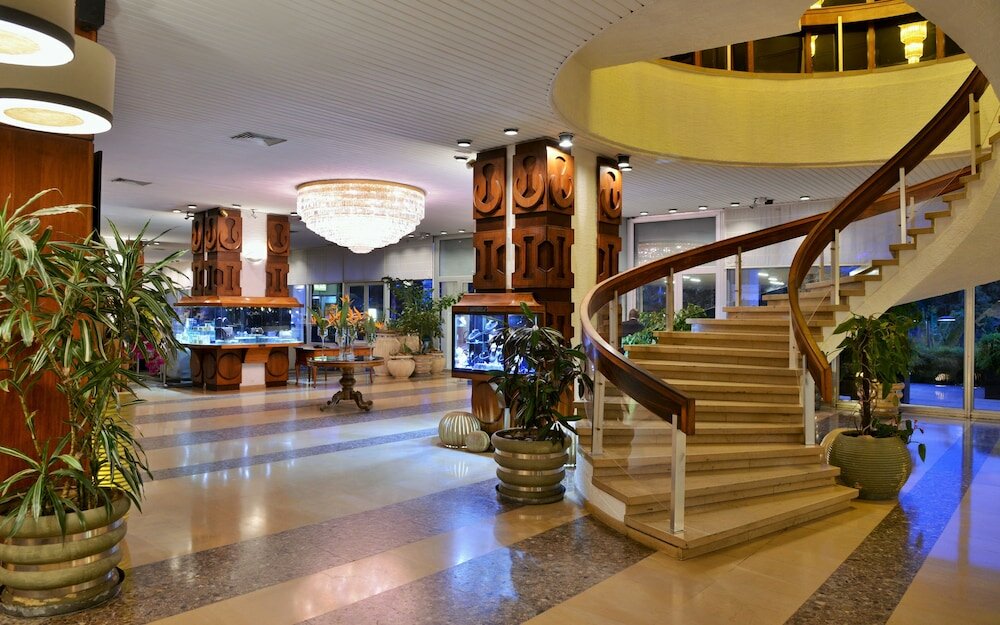 Фото Carlton Hotel