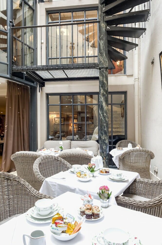 Фото Hotel Chateaubriand