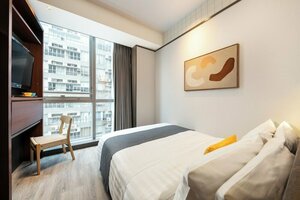 Dash Living On Queen's (Hong Kong, Central and Western District, Queen Victoria Street), hotel