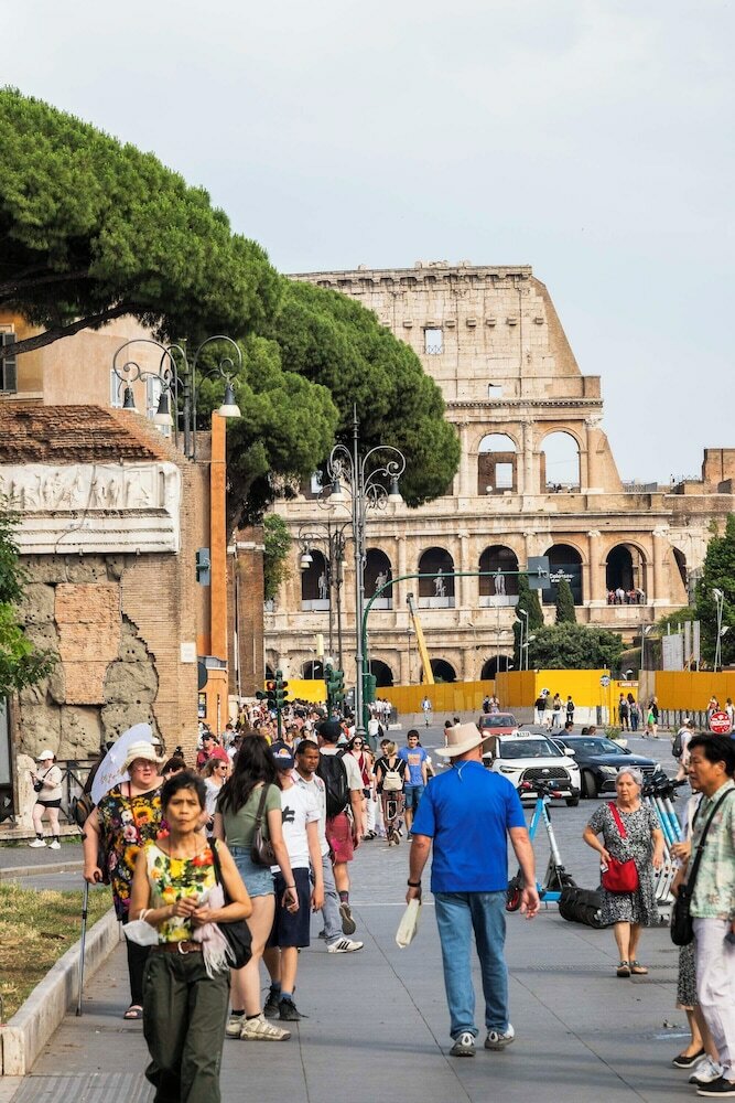 Фото The Roman Empire Guesthouse