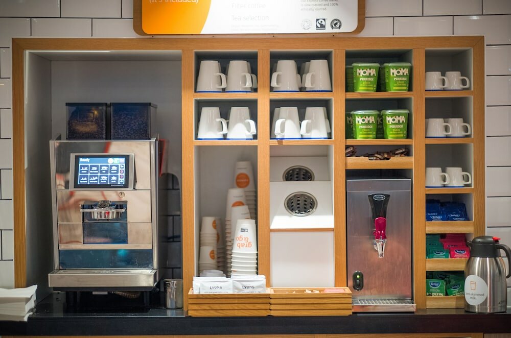 Фото Holiday Inn Express Stockport, an Ihg Hotel