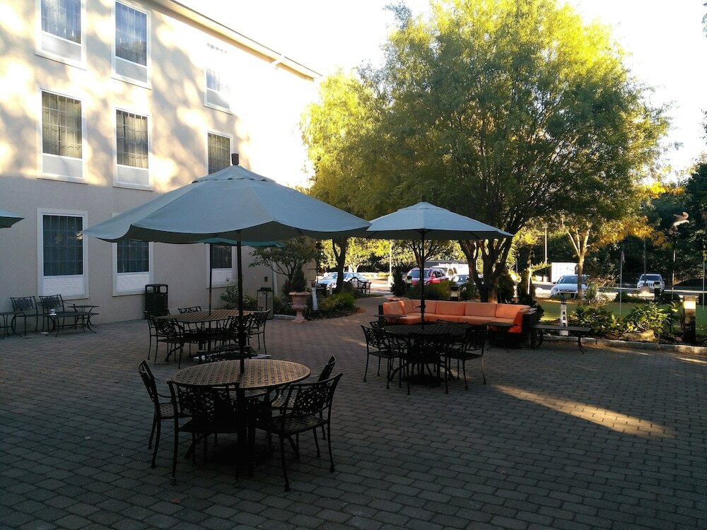 Фото The Wilshire Grand Hotel