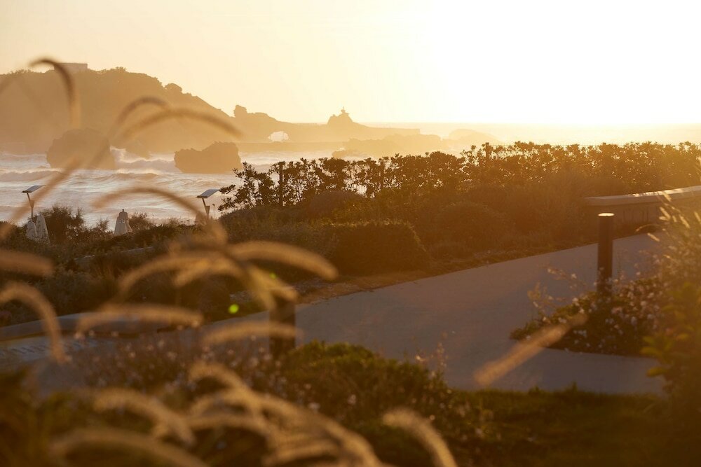 Фото Hôtel Du Palais