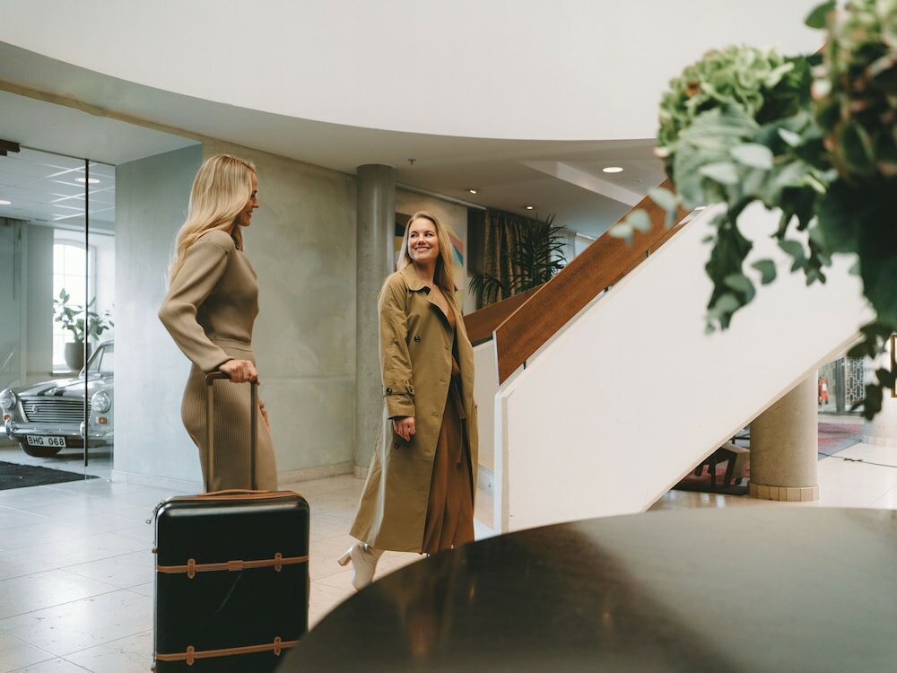 Фото Elite Hotel Marina Tower