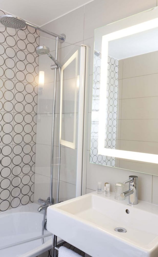 Фото Masséna Hôtel