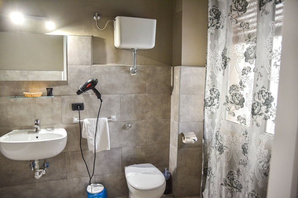 Фото Mirosa Bed and Breakfast