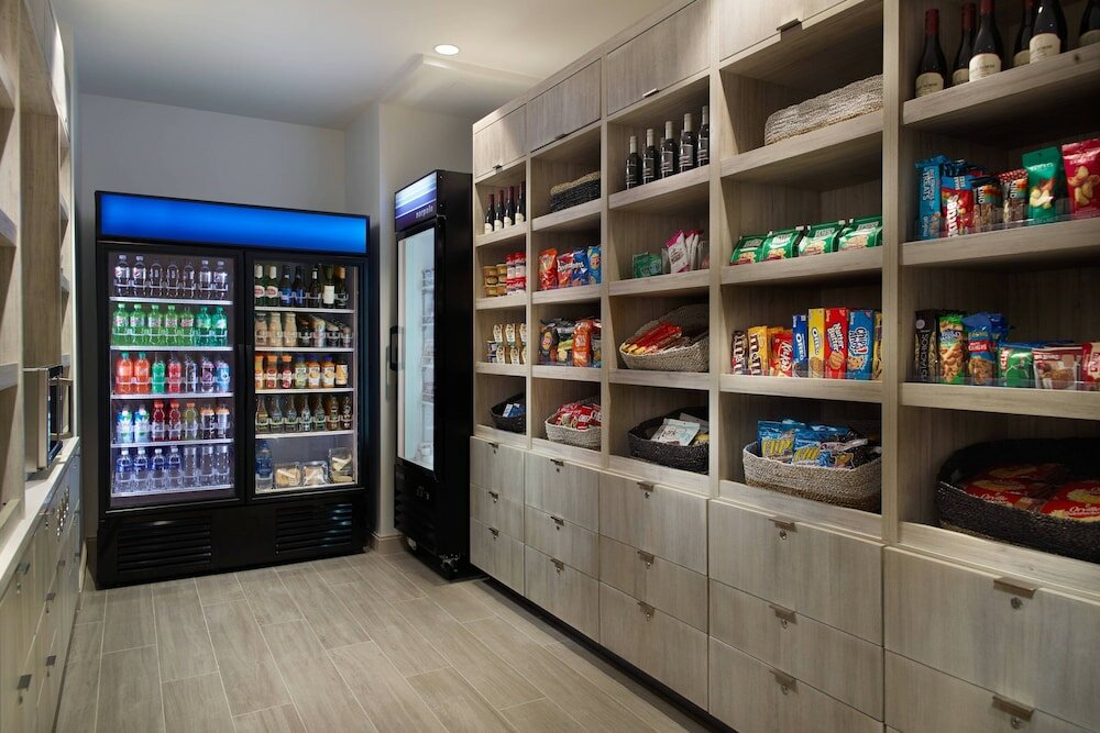 Фото Courtyard Miami Coconut Grove