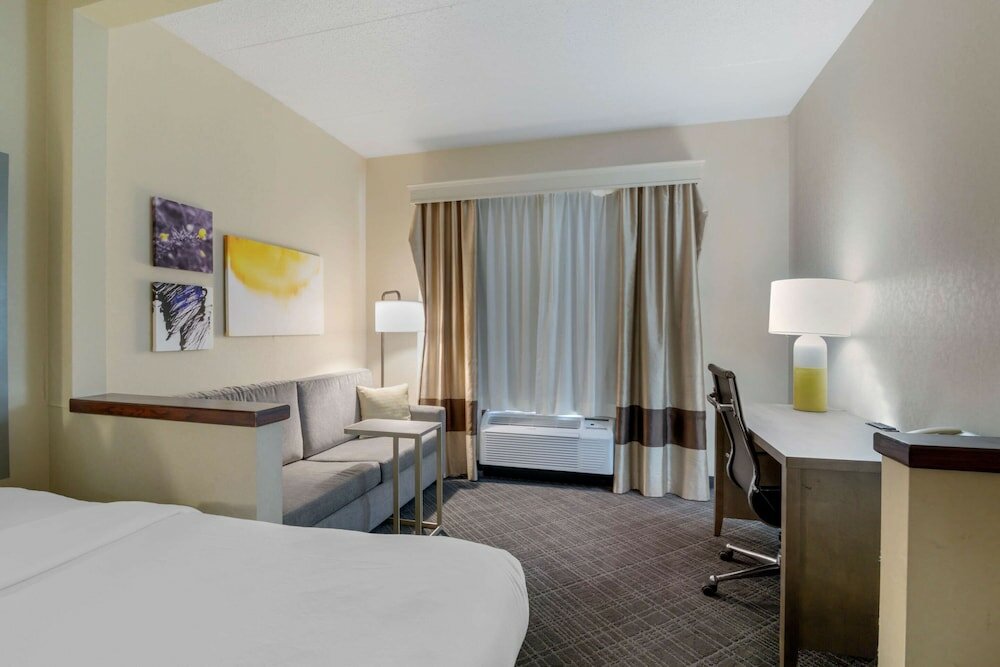 Фото Comfort Inn Bismarck