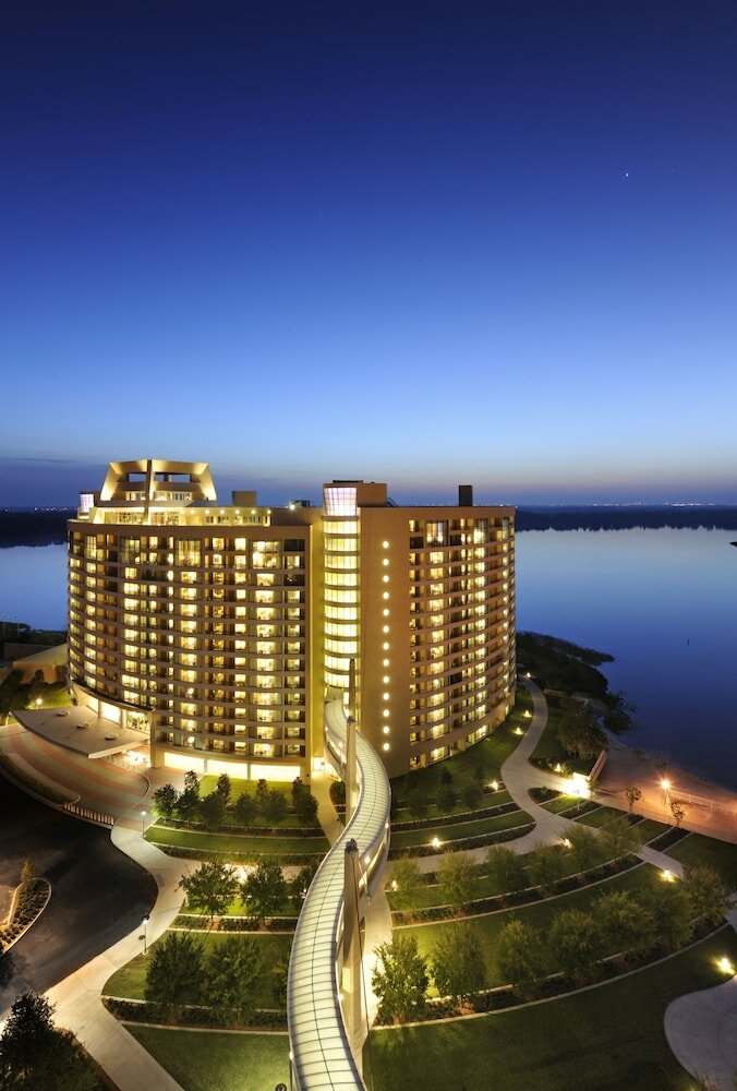 Фото Bay Lake Tower at Disney's Contemporary Resort