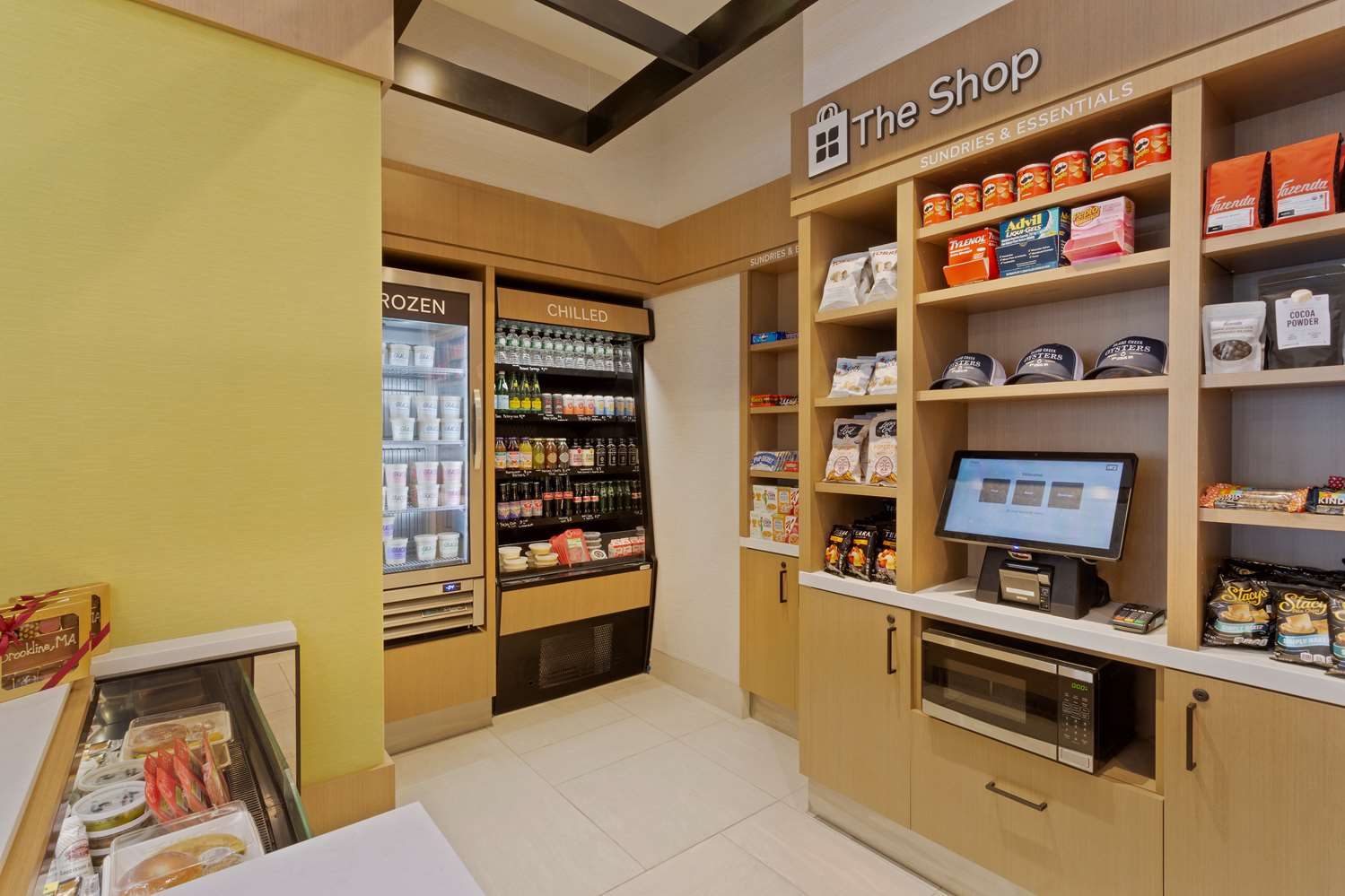 Фото Hilton Garden Inn Boston Brookline, Ma