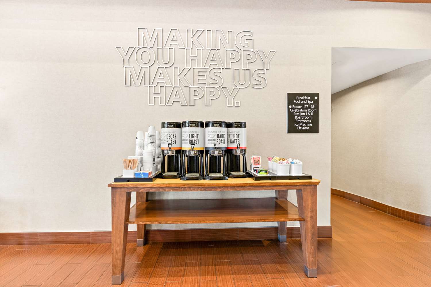 Фото Hampton Inn & Suites Phoenix-Goodyear