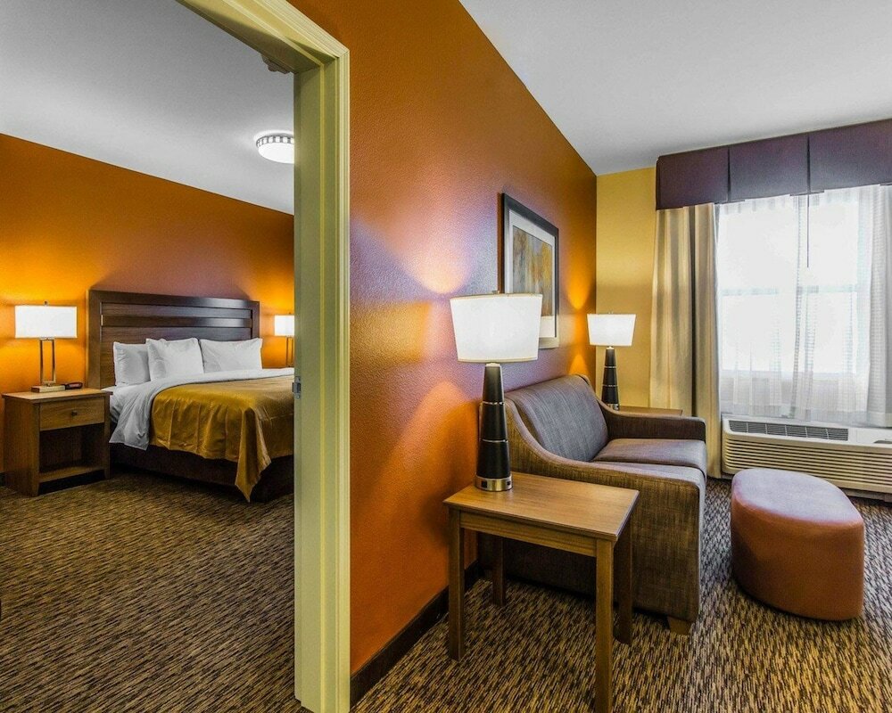 Фото MainStay Suites Watford City - Event Center