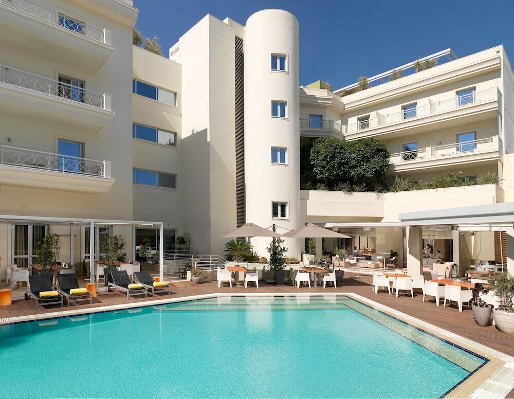 Фото отеля 1