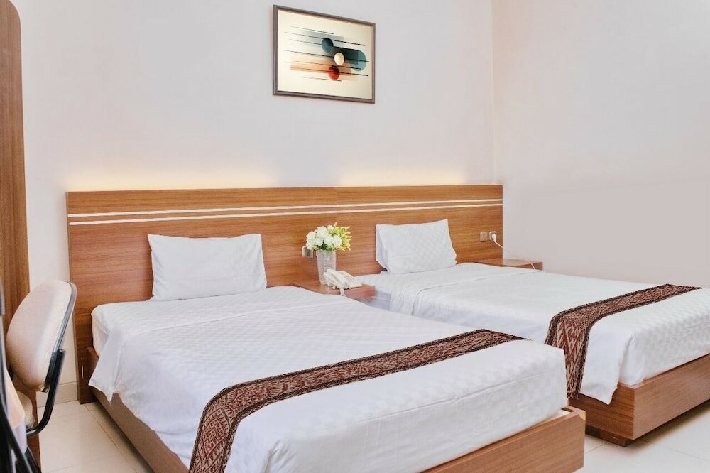 Фото Airy Bandara Ahmad Yani Anjasmoro Raya 74 Semarang