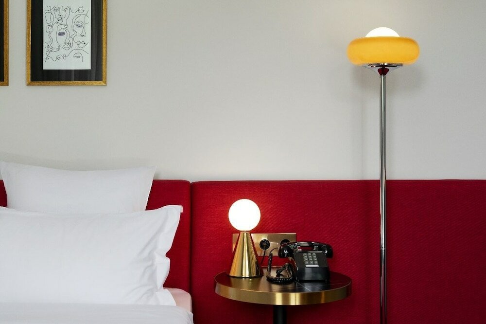 Фото Castor & Pollux