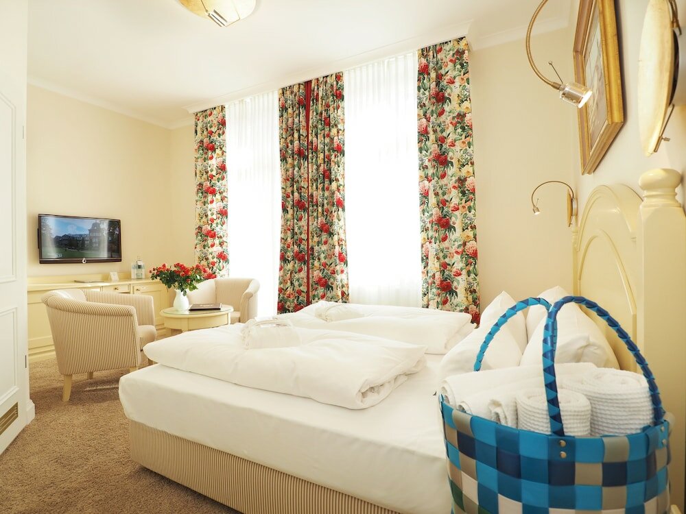 Фото Strandhotel Heringsdorf