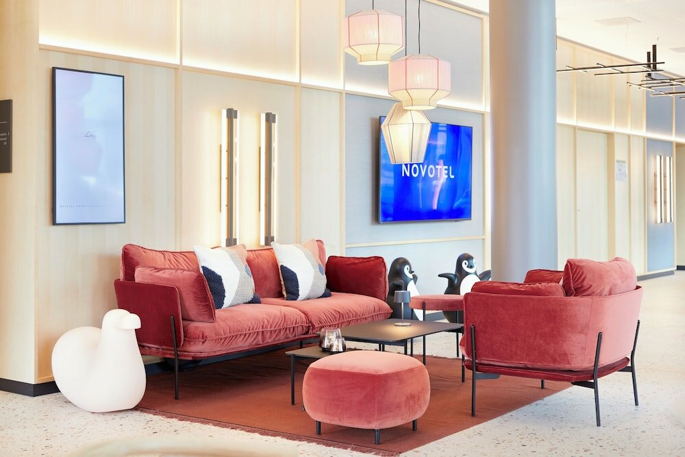 Фото Novotel Hamburg Central Station