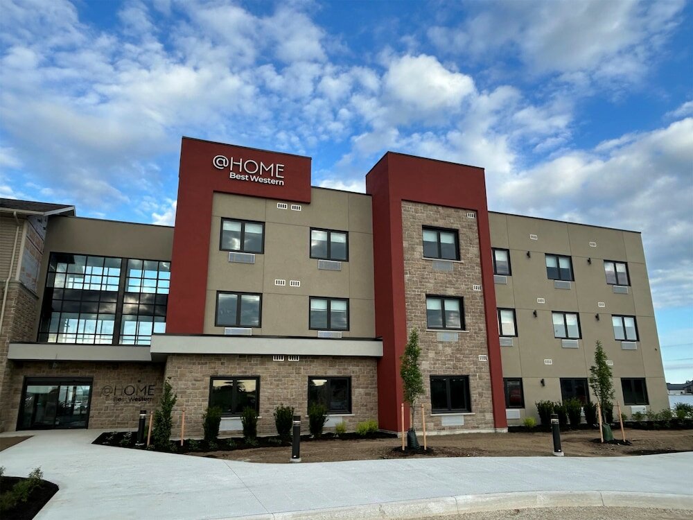 Фото @home by Best Western Walkerton