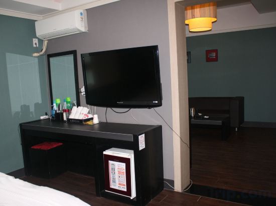 Фото Suwon Movie Motel