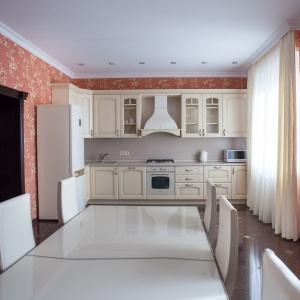 Фото Апартаменты на Баталинской