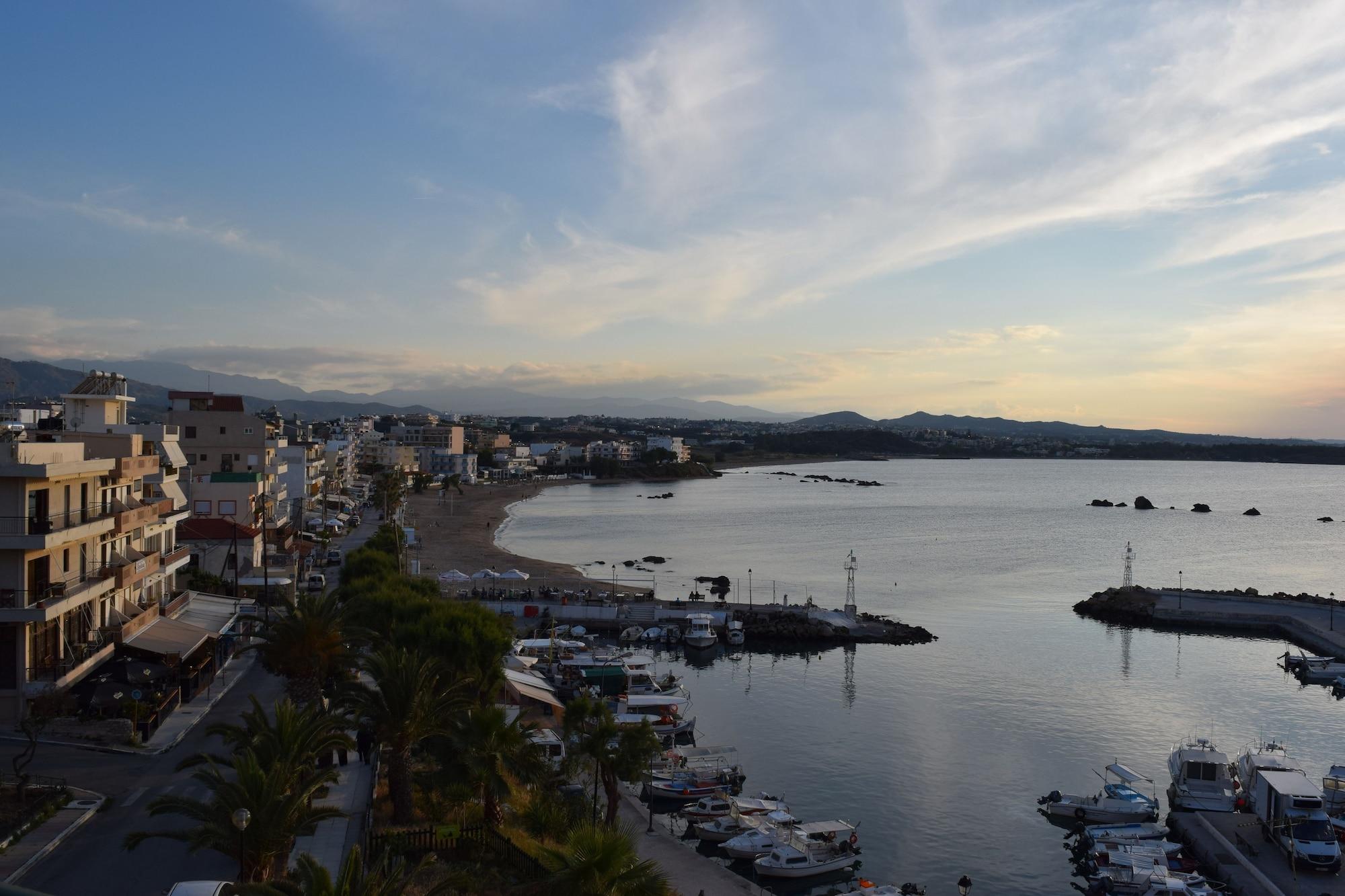 Фото Arocaria Apartments