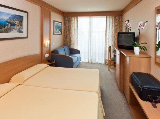 Фото Guitart Central Park Aqua Resort