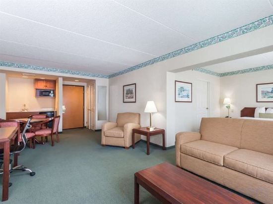 Фото Wingate by Wyndham Vineland/Millville